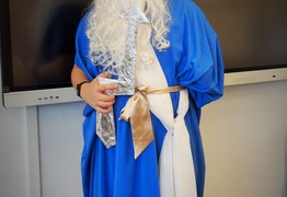  (photo)