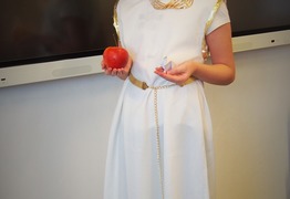  (photo)
