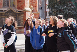  (photo)