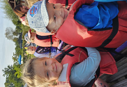  (photo)
