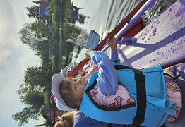  (photo)