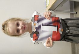  (photo)