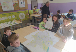  (photo)