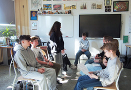  (photo)
