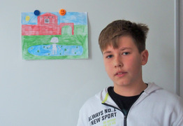  (photo)