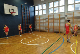  (photo)