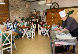  (photo)