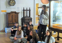  (photo)