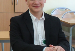  (photo)