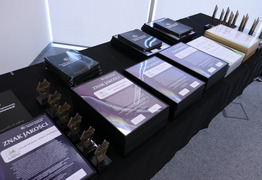 (photo)